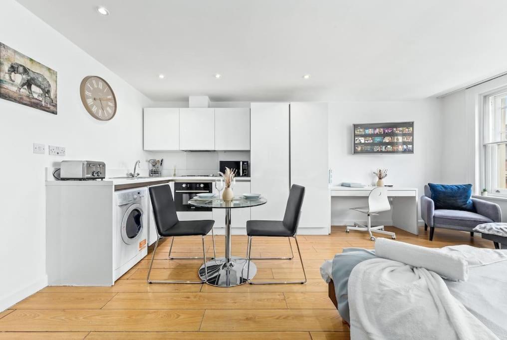 Sleep 6 Piccadilly Retreat 1 Bedroom Flat Vr5 Apartamento Londres